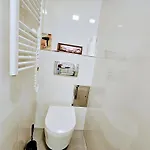 Live Apartman *