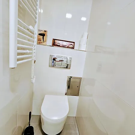Live Apartament *